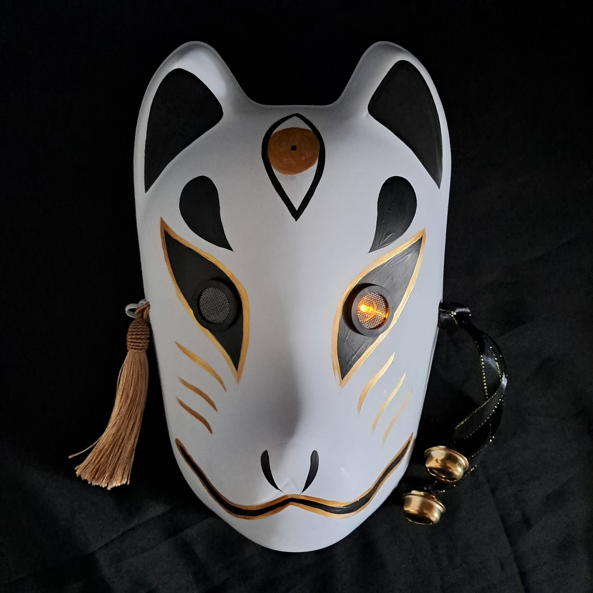 Kitsune Mask - Golden Eye