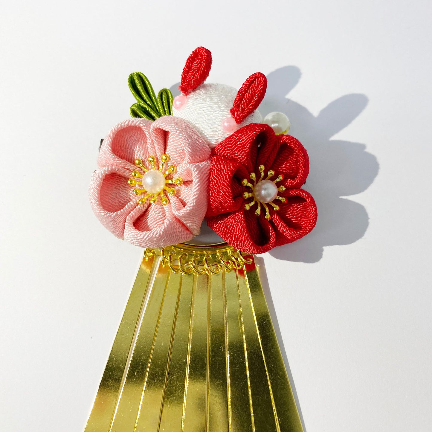 Handmade Tsumami Kanzashi Hair Clip 2 Pieces Set 【Red Sakura x Rabbit】