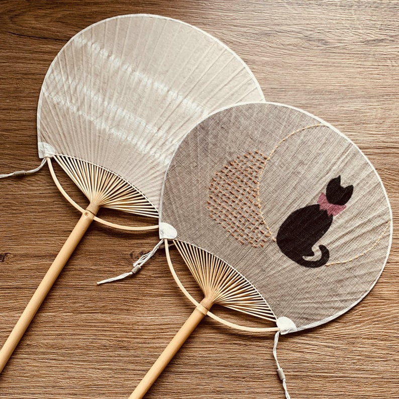 Hand Dyed Uchiwa Hand Fan 【Black Cat】